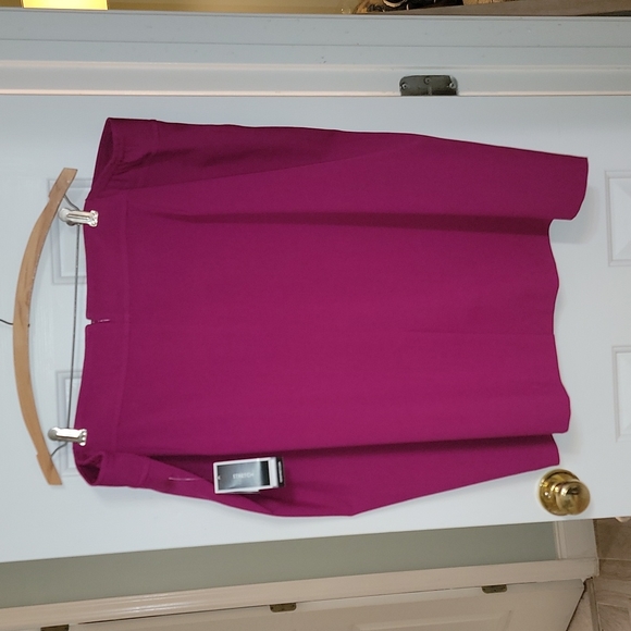 Nine West Magenta Straight/Pencil, New with Tags - Picture 5 of 7